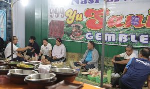 Menpora Amali bersama beberapa atlet pelatnas NPC