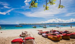 FOTO SUASANA GILI TRAWANGAN
